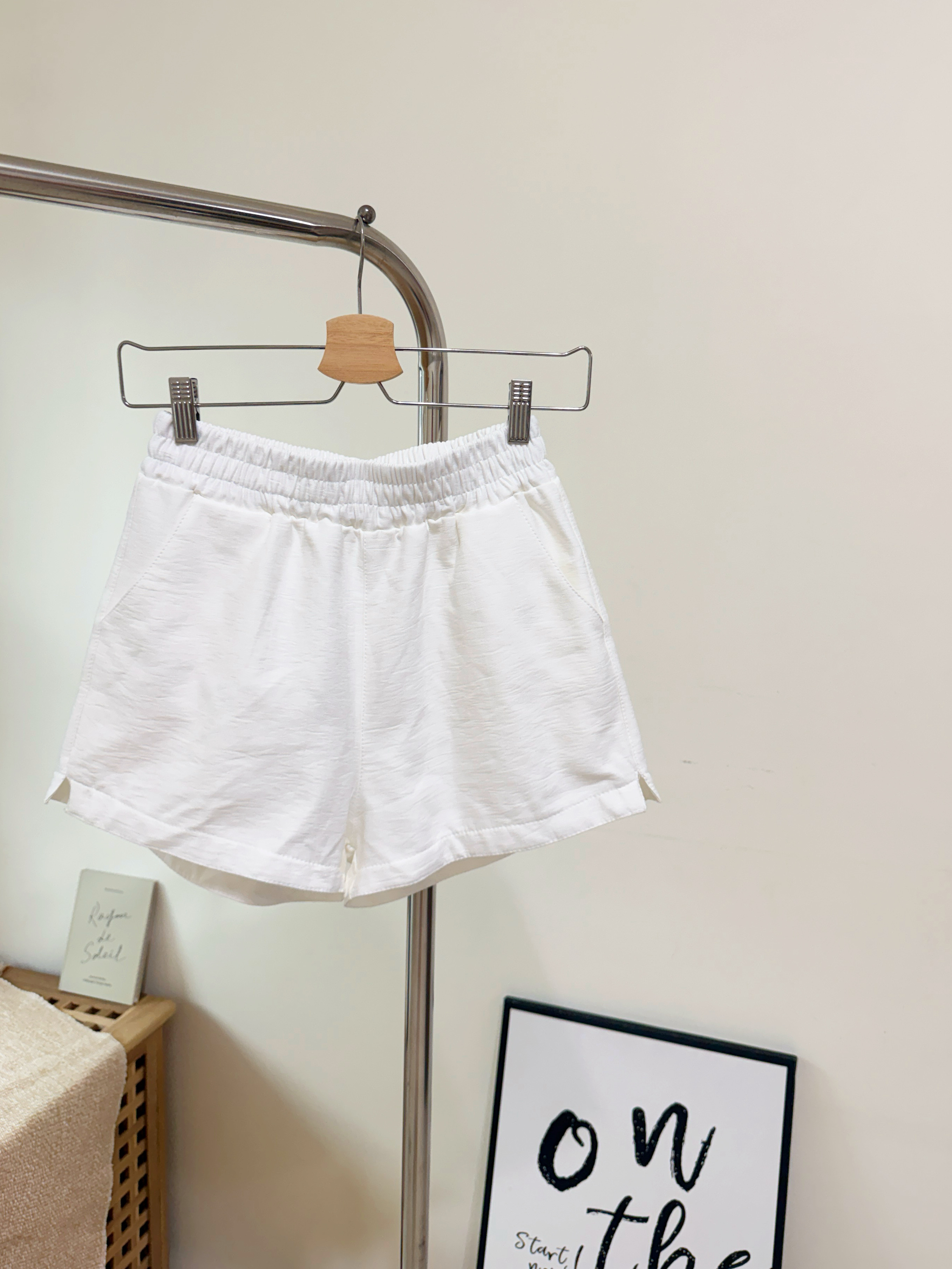 090B4428-0B51-4552-861A-12E8AD964E9D