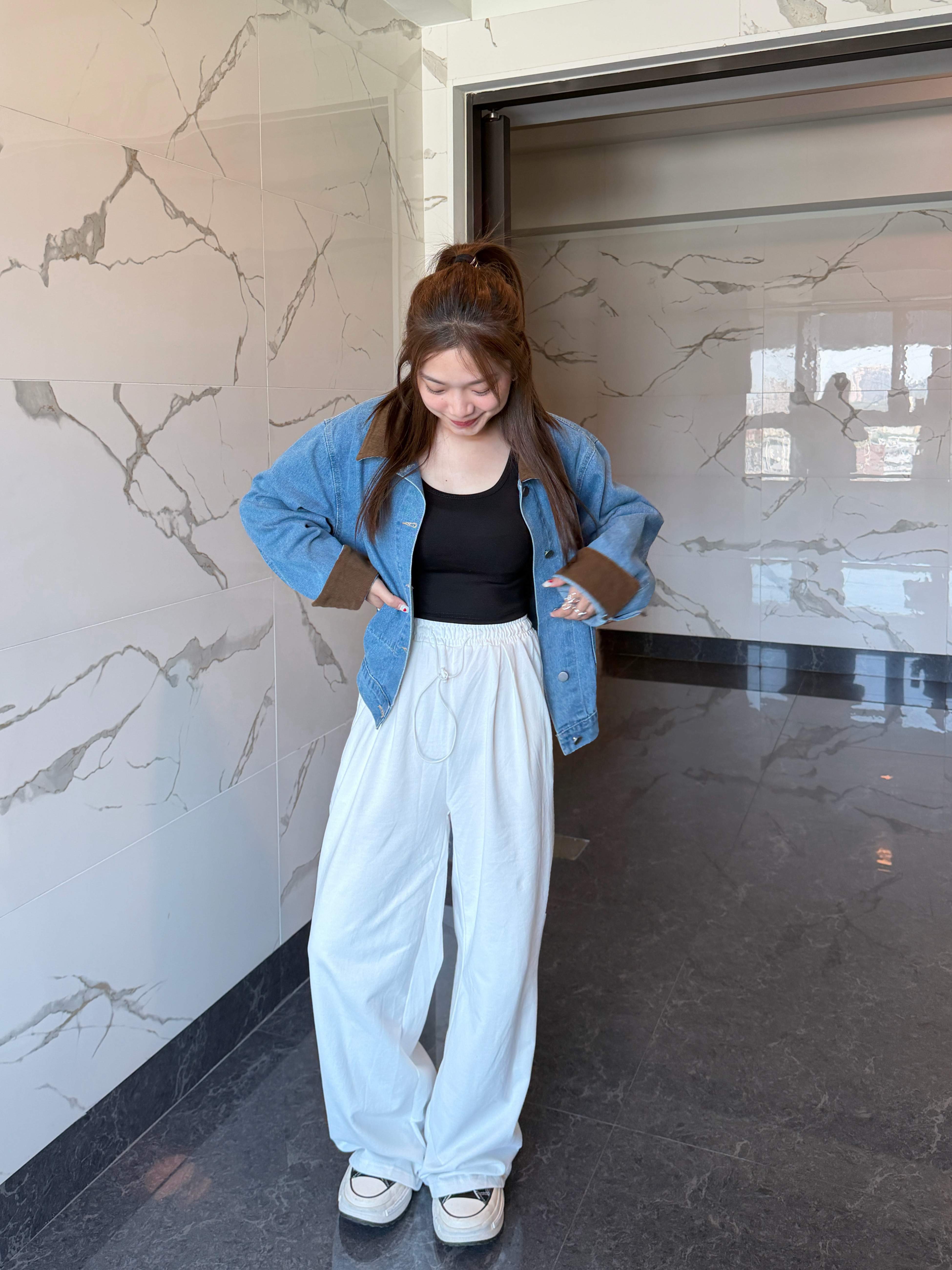 0D6C4BAE-7ACA-4151-A8ED-76171E5EA985