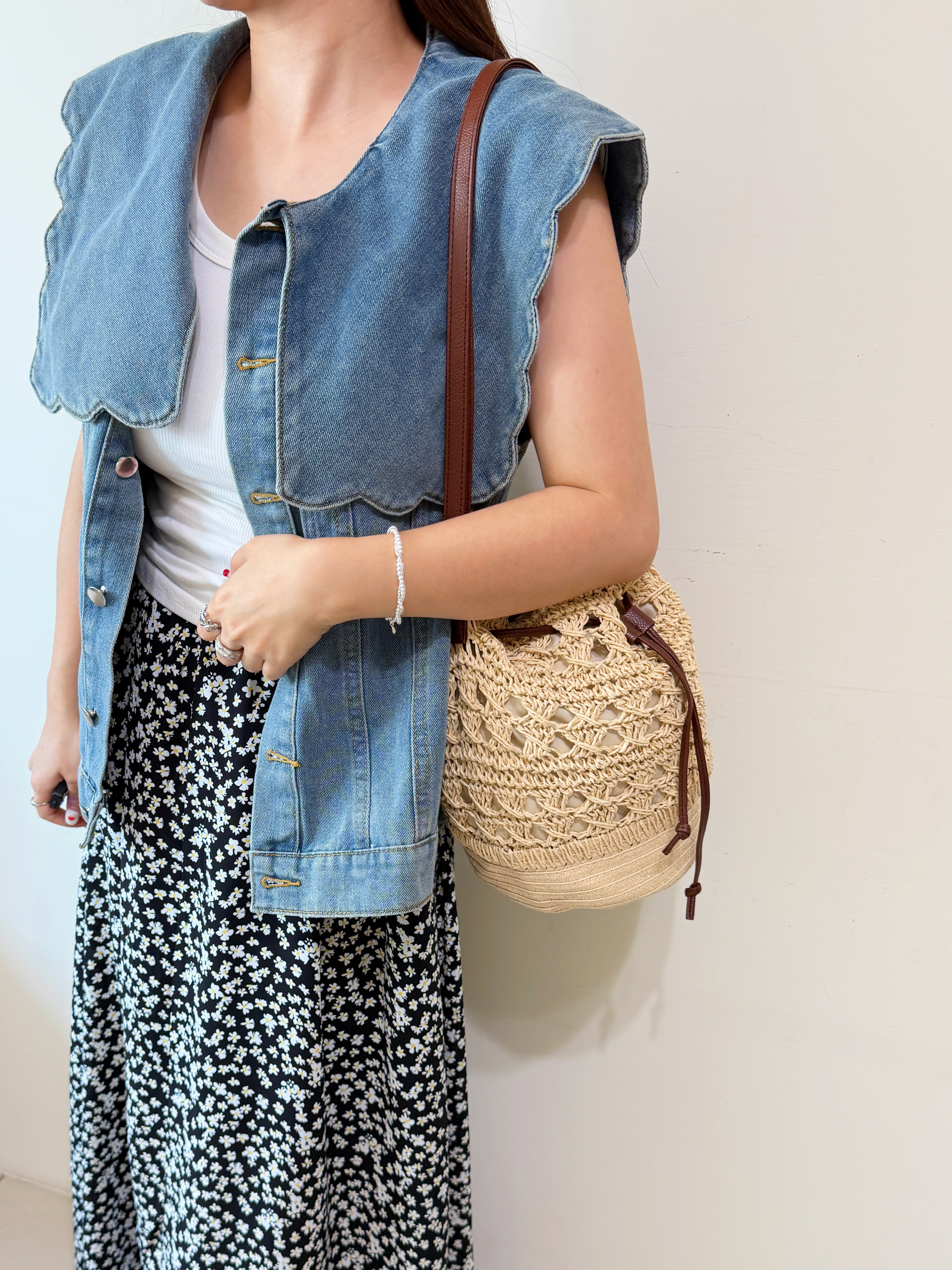 BE069695-79AF-449F-9A1C-62F8A901D7A7