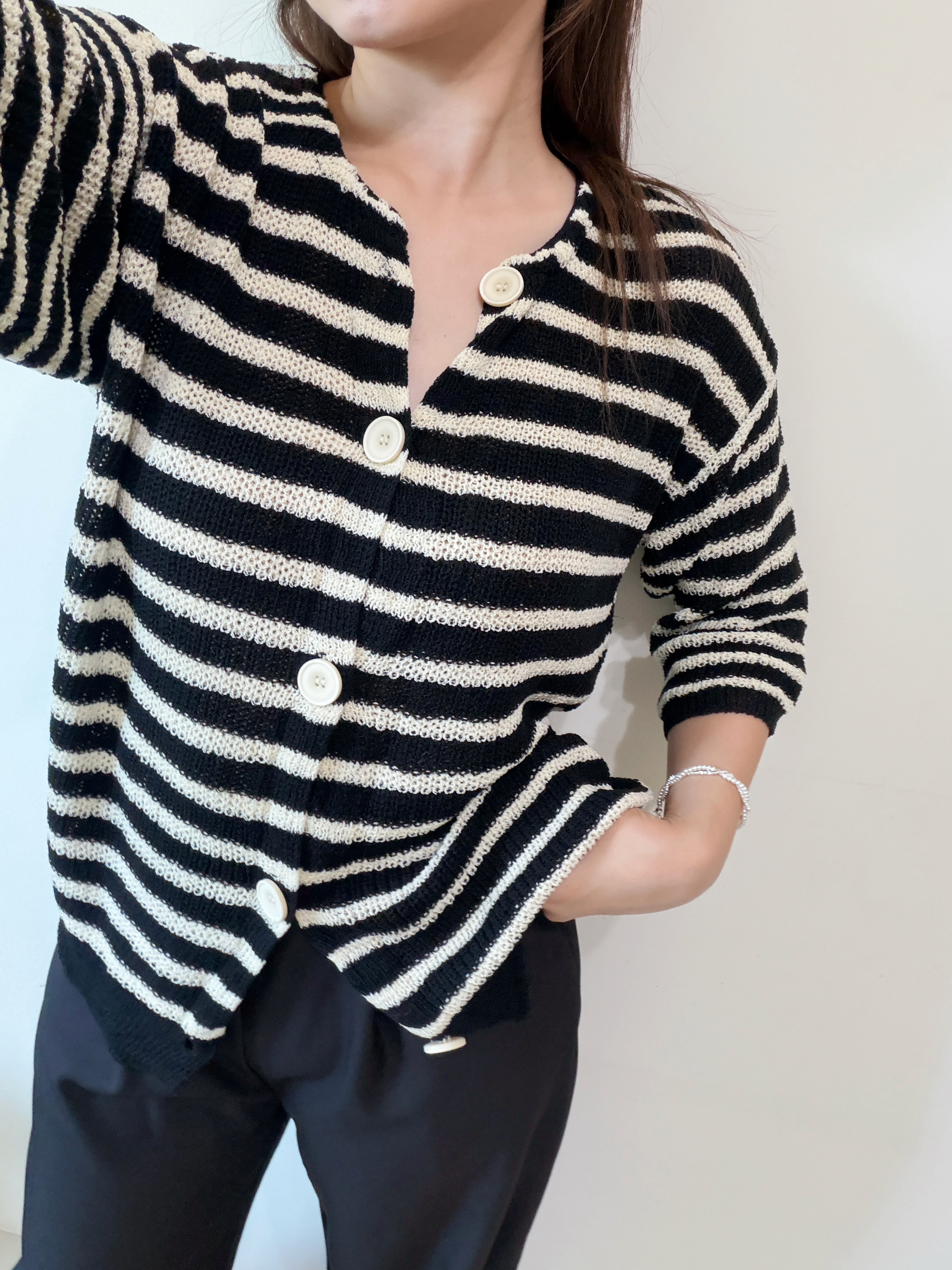 4AC0B4A0-7D03-42C8-939C-EB5753DCA09E