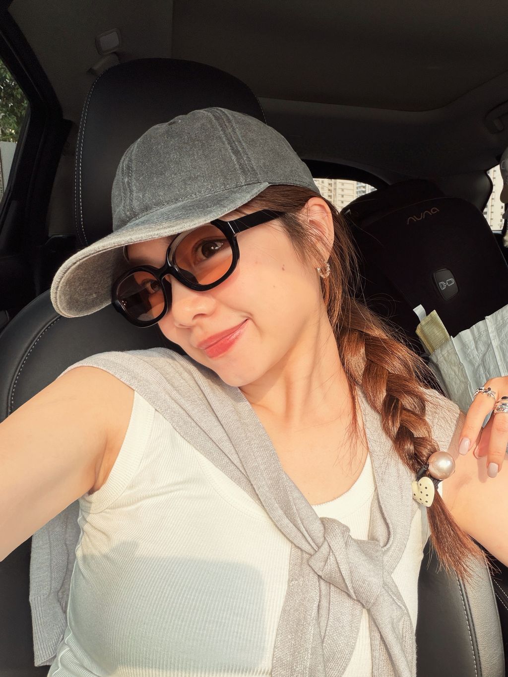 DEE75CEC-C33F-4145-9C94-EDBAB009FC66