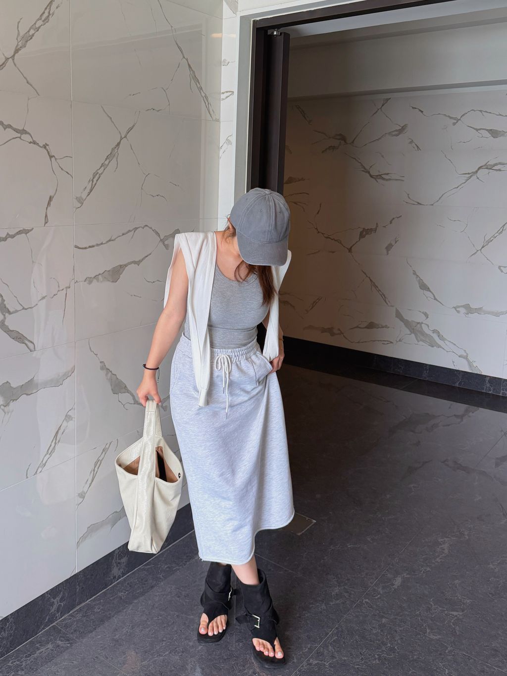 65B262E9-14A8-4368-B0C5-1A7639E88BD1