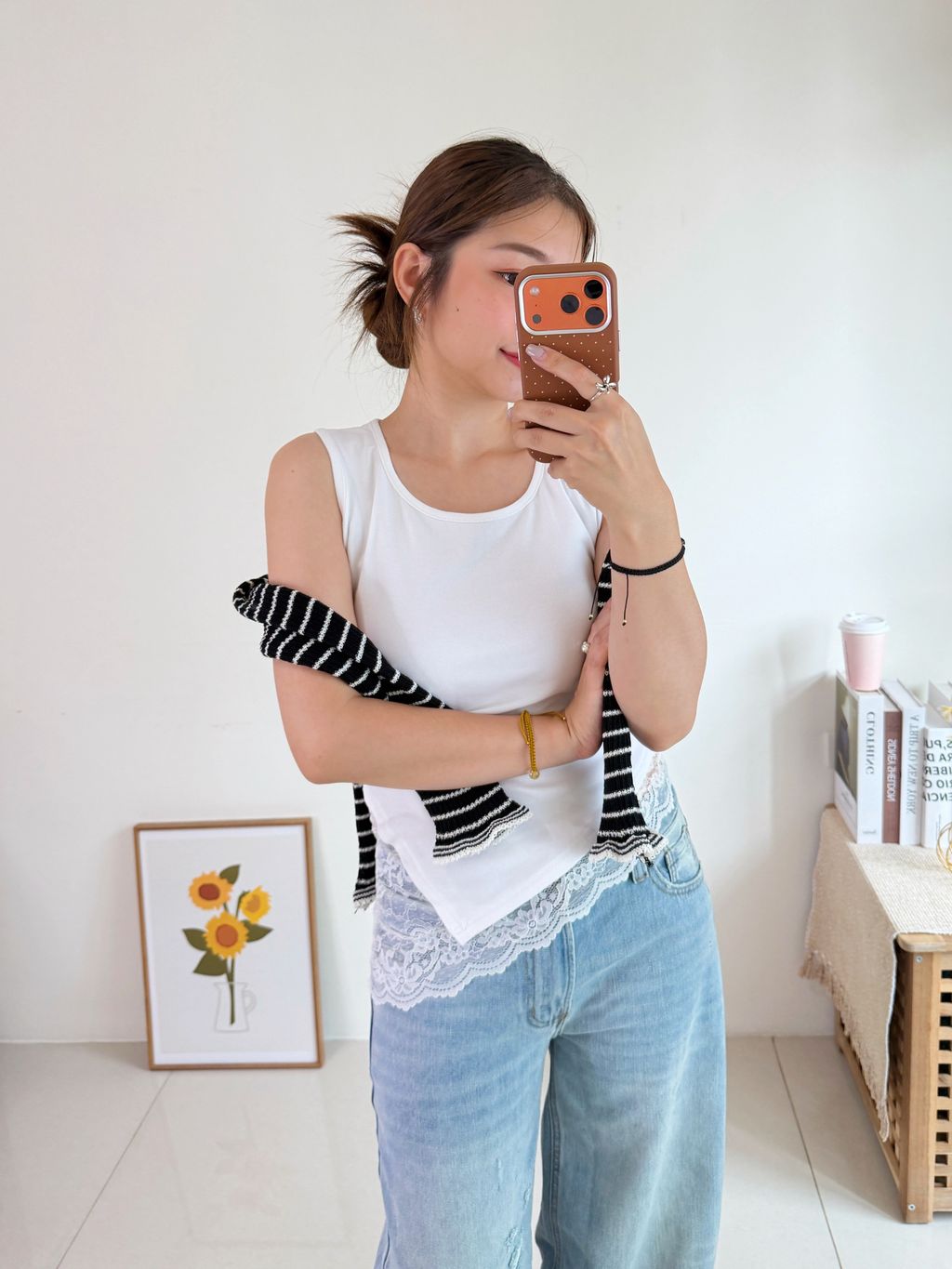 1673CC51-AAA0-4F19-8694-F024577130AB