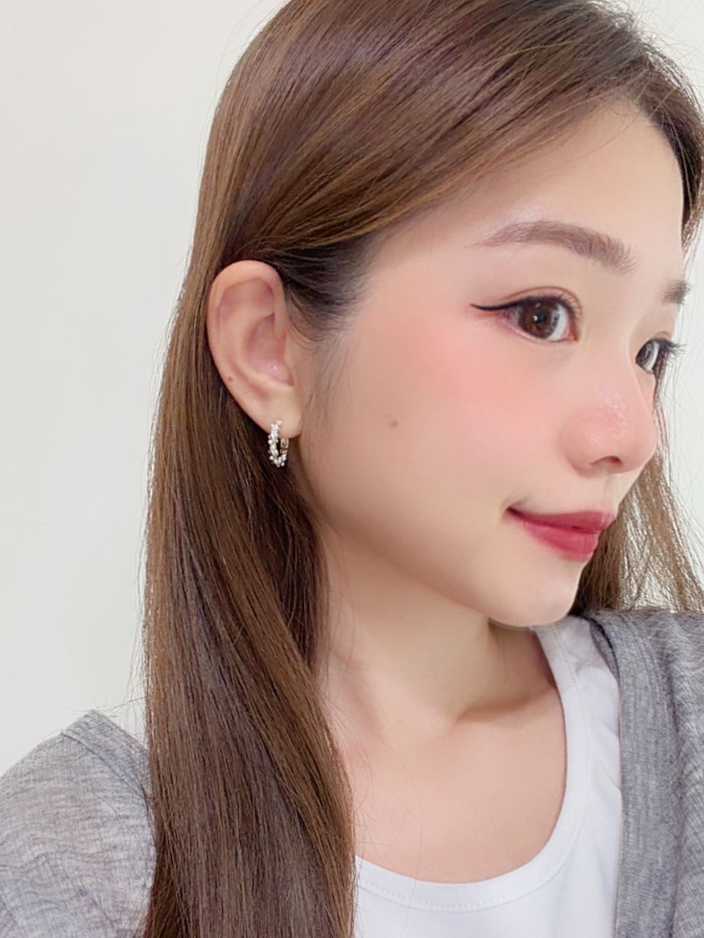 824E03A3-95CF-4F46-B373-869AAC3CB78E