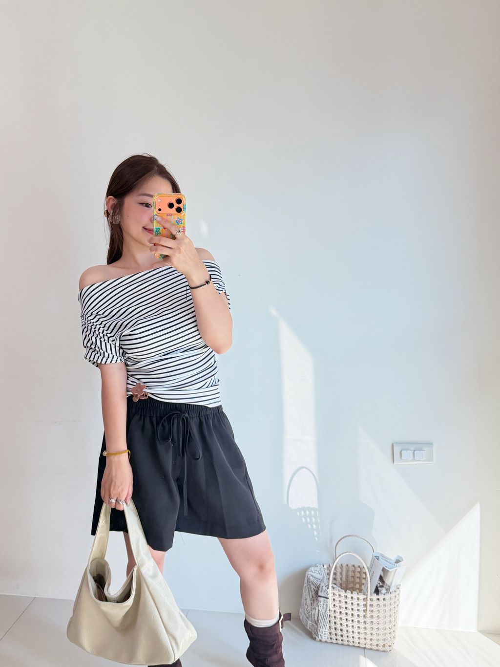 BB37B479-01CC-42C7-B2B5-61DCDB66C6C7