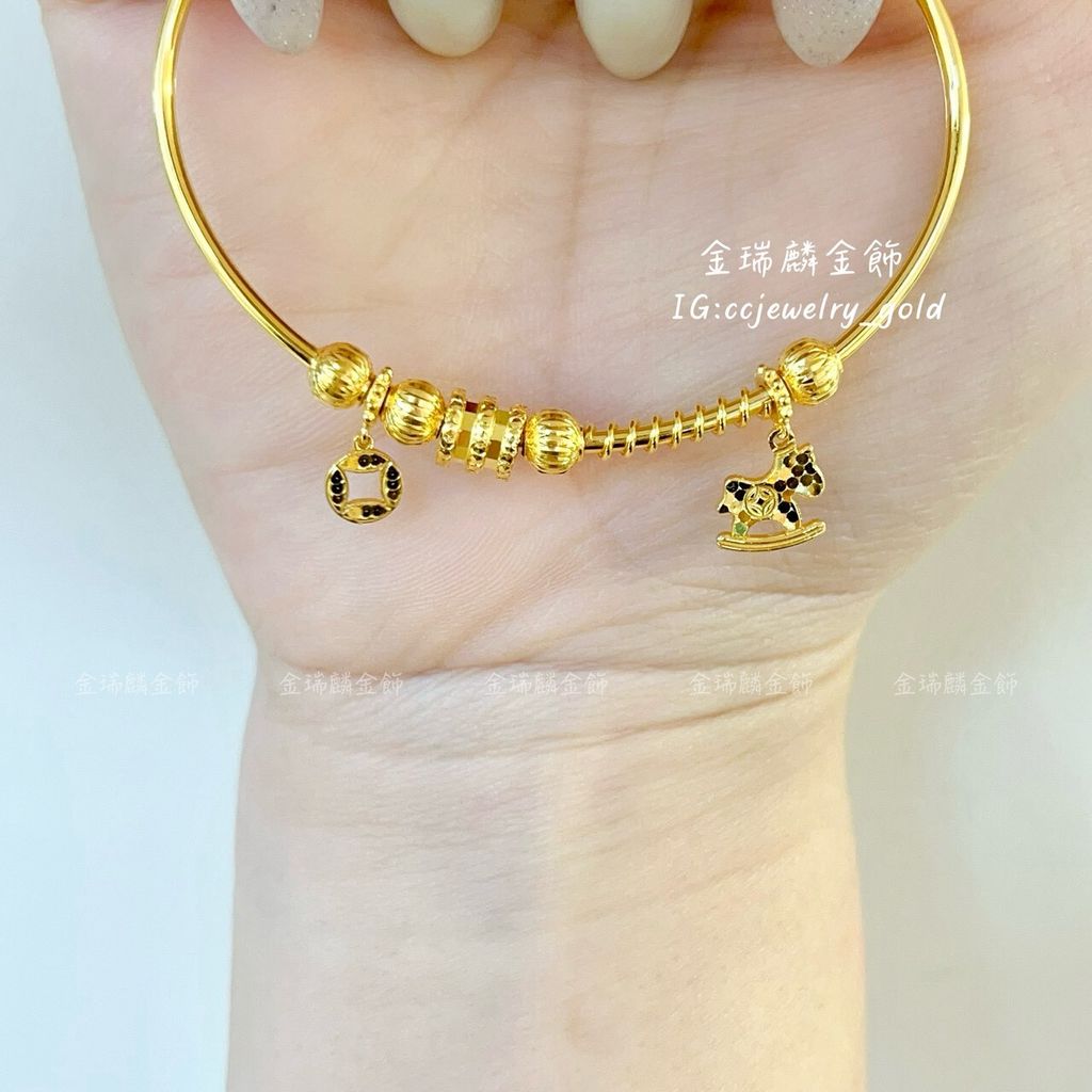 LINE_ALBUM_💻311手環① 13個_260318_22