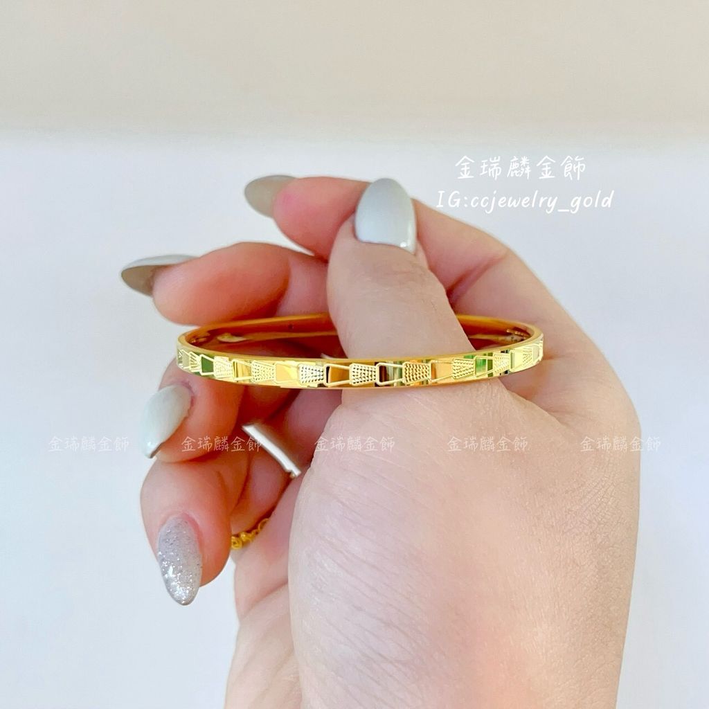 LINE_ALBUM_💻311手環②12個_260408_25