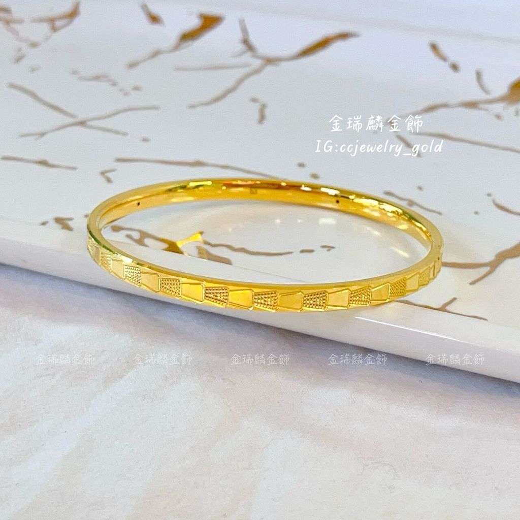 LINE_ALBUM_💻311手環②12個_260408_27