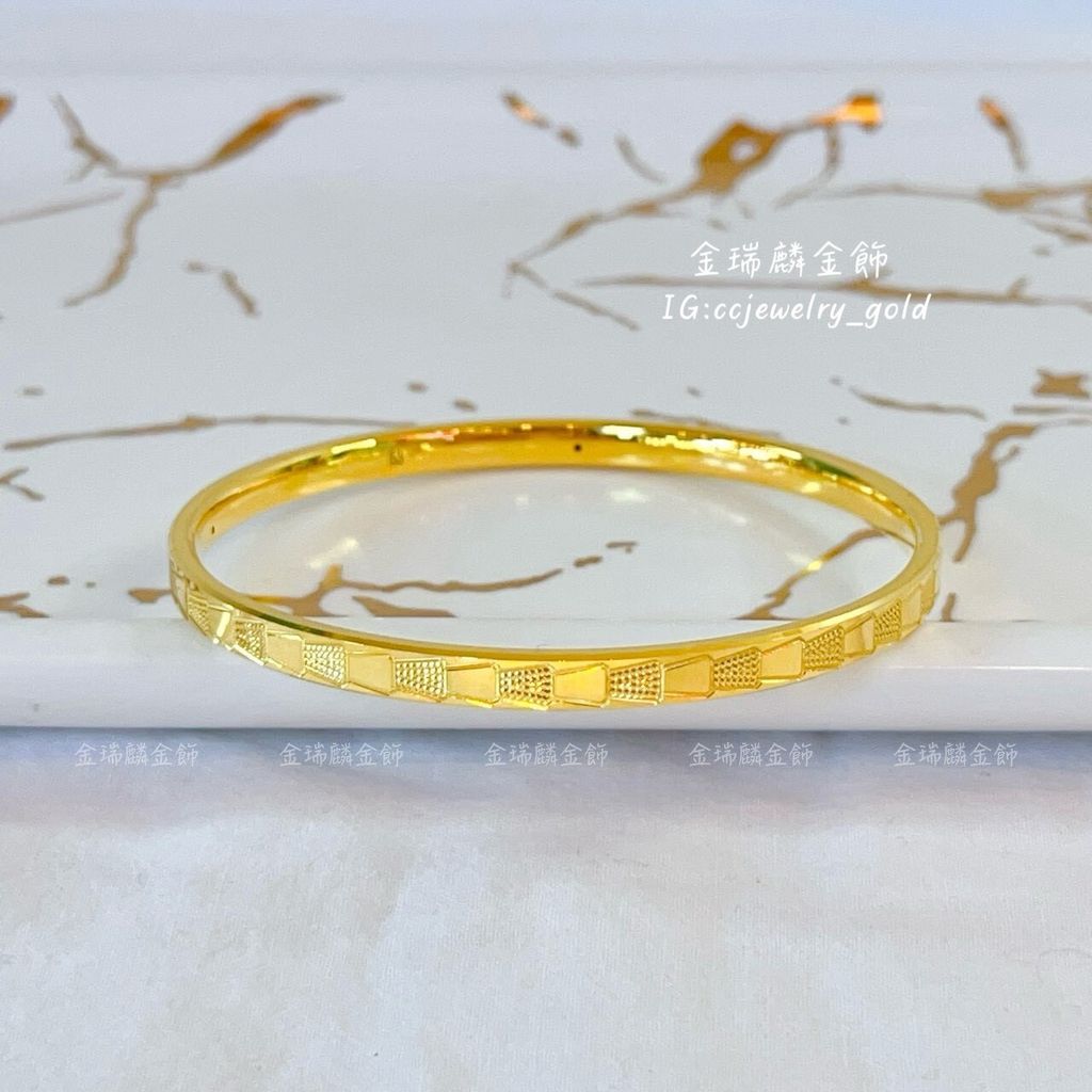 LINE_ALBUM_💻311手環②12個_260408_26