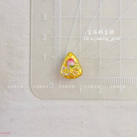 LINE_ALBUM_💻52墜子穿孔 10個_260607_26