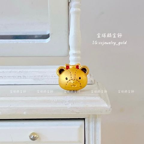 LINE_ALBUM_💻69穿孔擺件 12個_260609_21