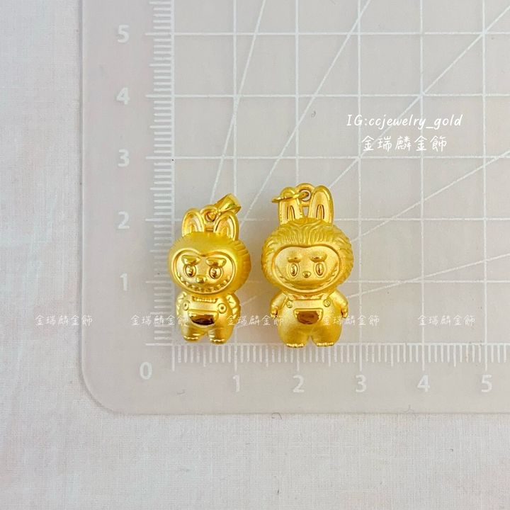 LINE_ALBUM_💻127 ④墜子12個_241208_18