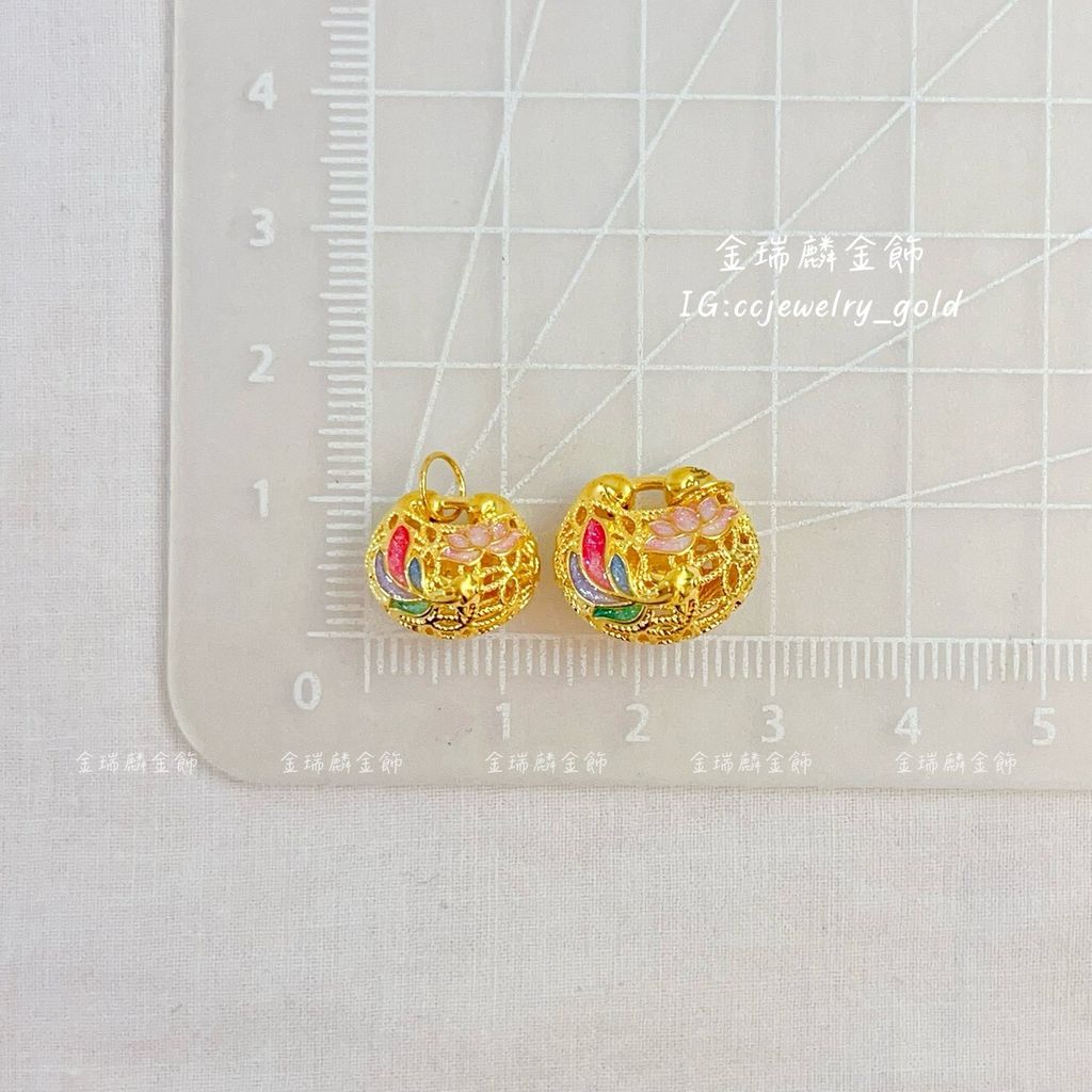 LINE_ALBUM_💻1024墜子③10個_251026_8