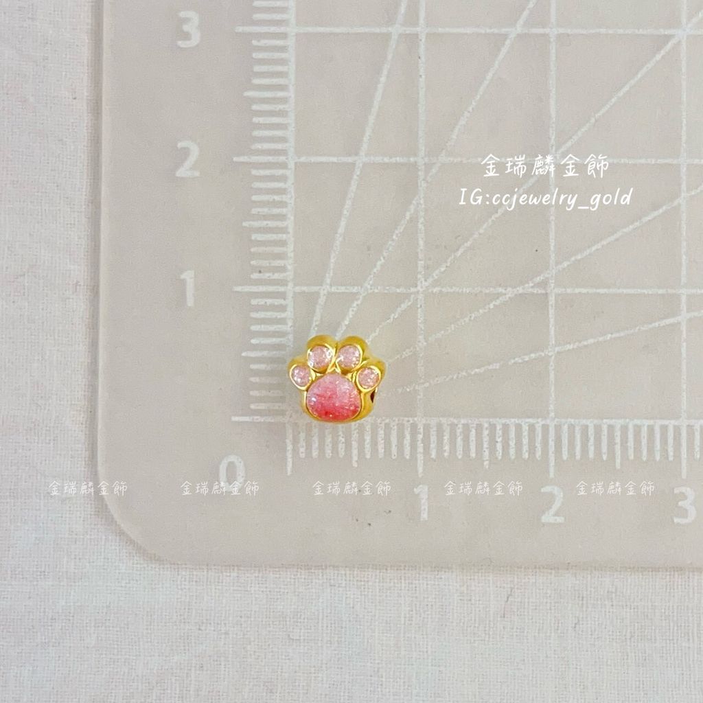 LINE_ALBUM_💻1130 墜子穿孔 10個①_251130_2