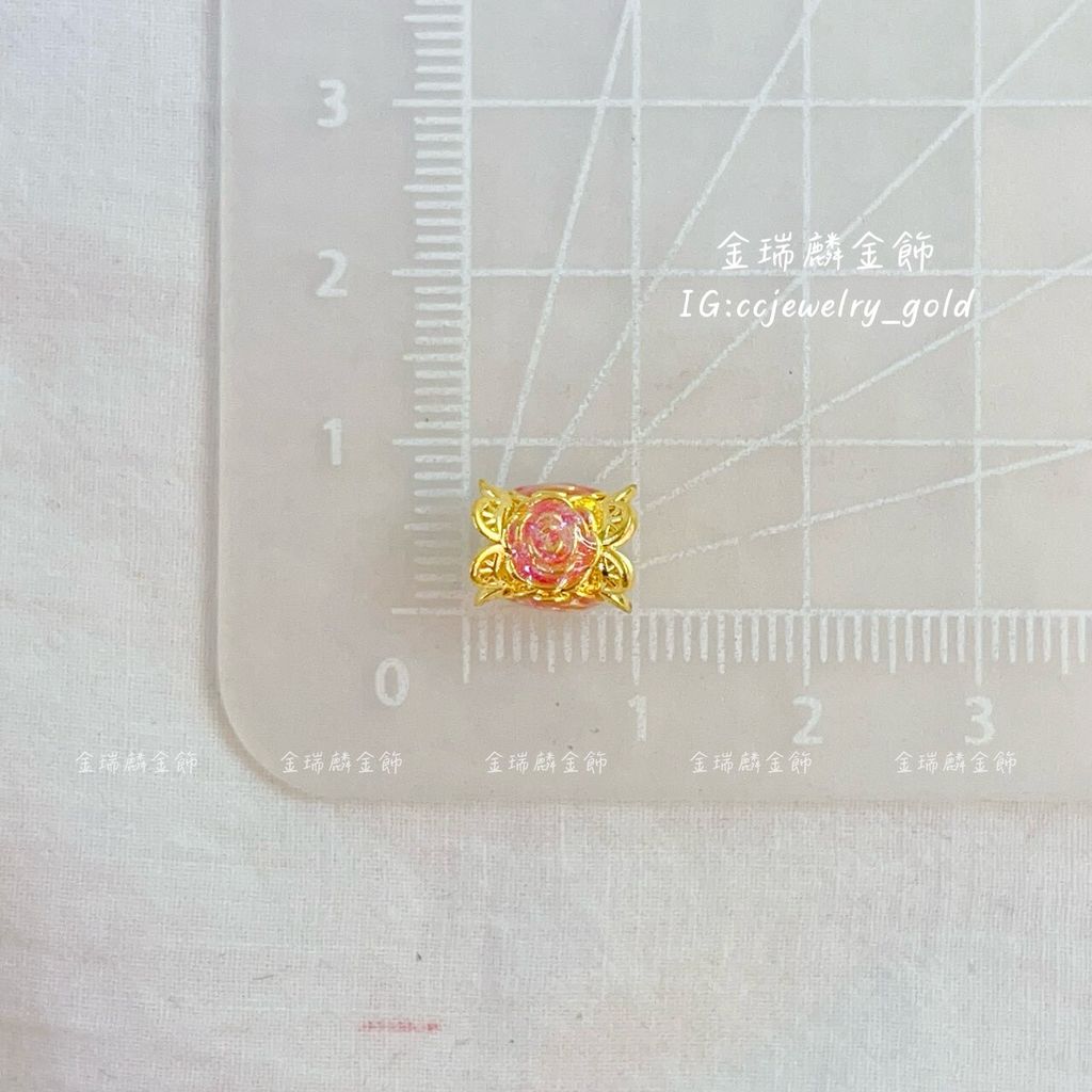 LINE_ALBUM_💻1130墜子穿孔② 10個_251130_29