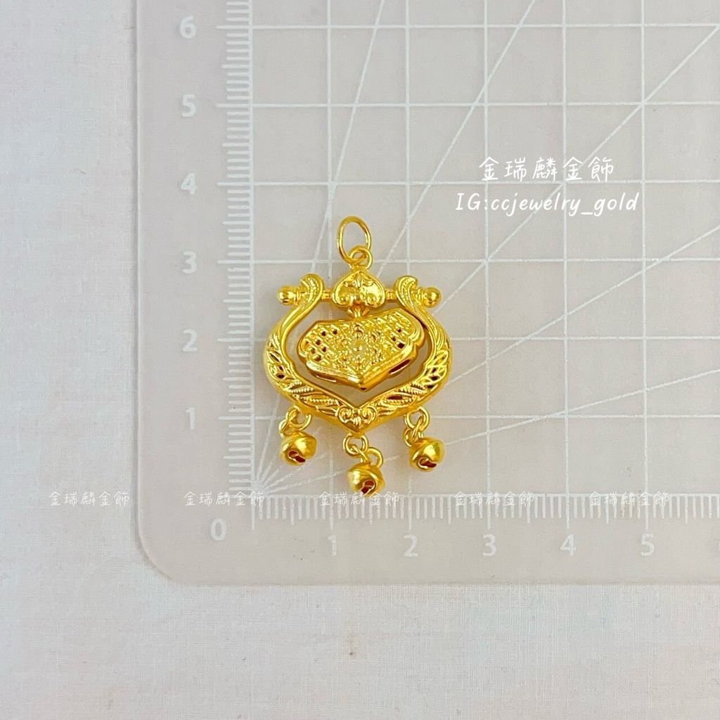 LINE_ALBUM_💻1130墜子③10個_251204_23