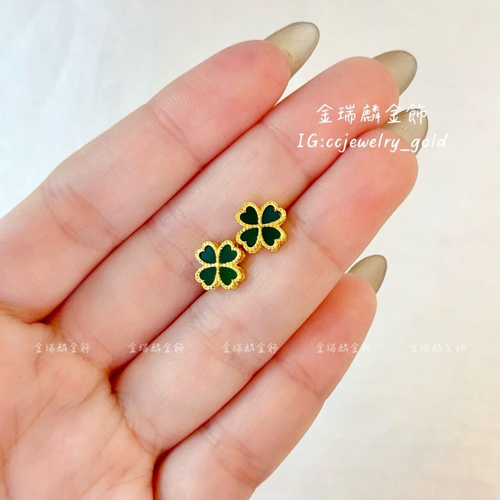 LINE_ALBUM_💻1228耳環①10個_260110_16