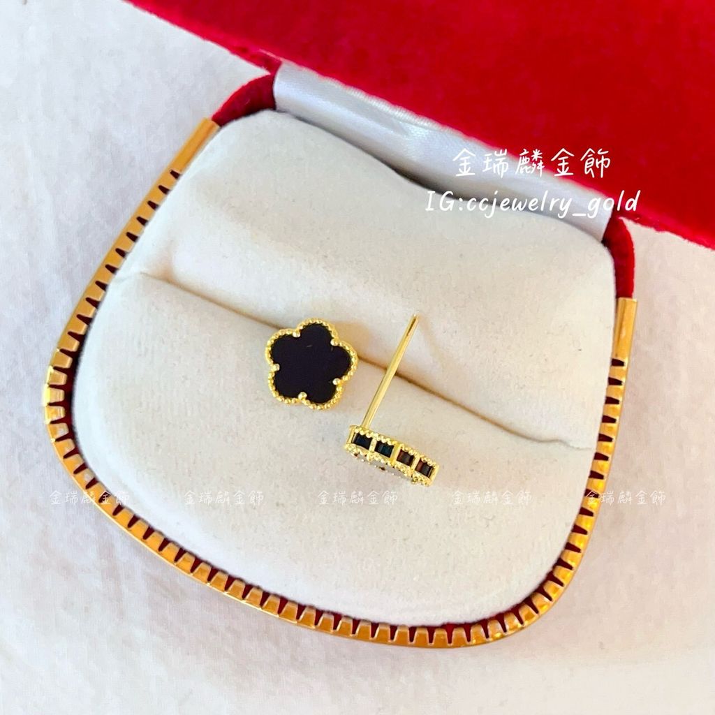 LINE_ALBUM_💻1228耳環①10個_260110_22