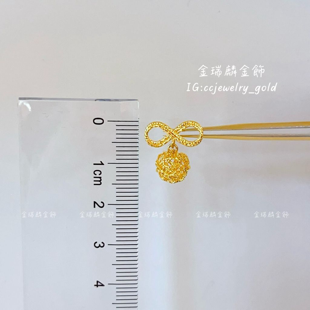 LINE_ALBUM_💻1229耳環③10個_260110_39