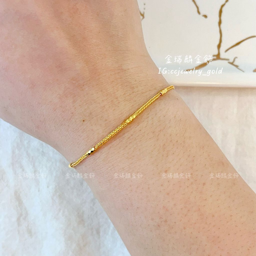 LINE_ALBUM_💻216手鍊13個_260218_52