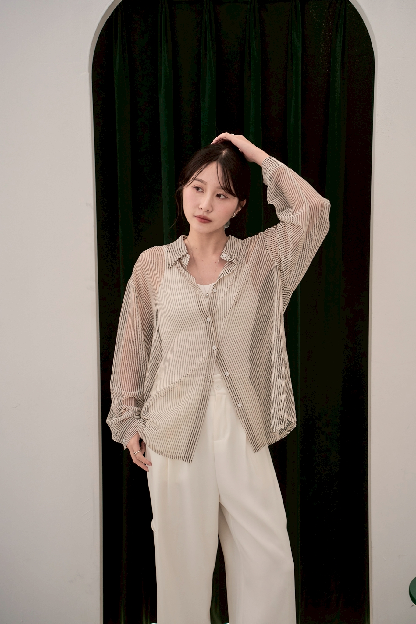 LINE_ALBUM_2505vol.2-p2_250519_142