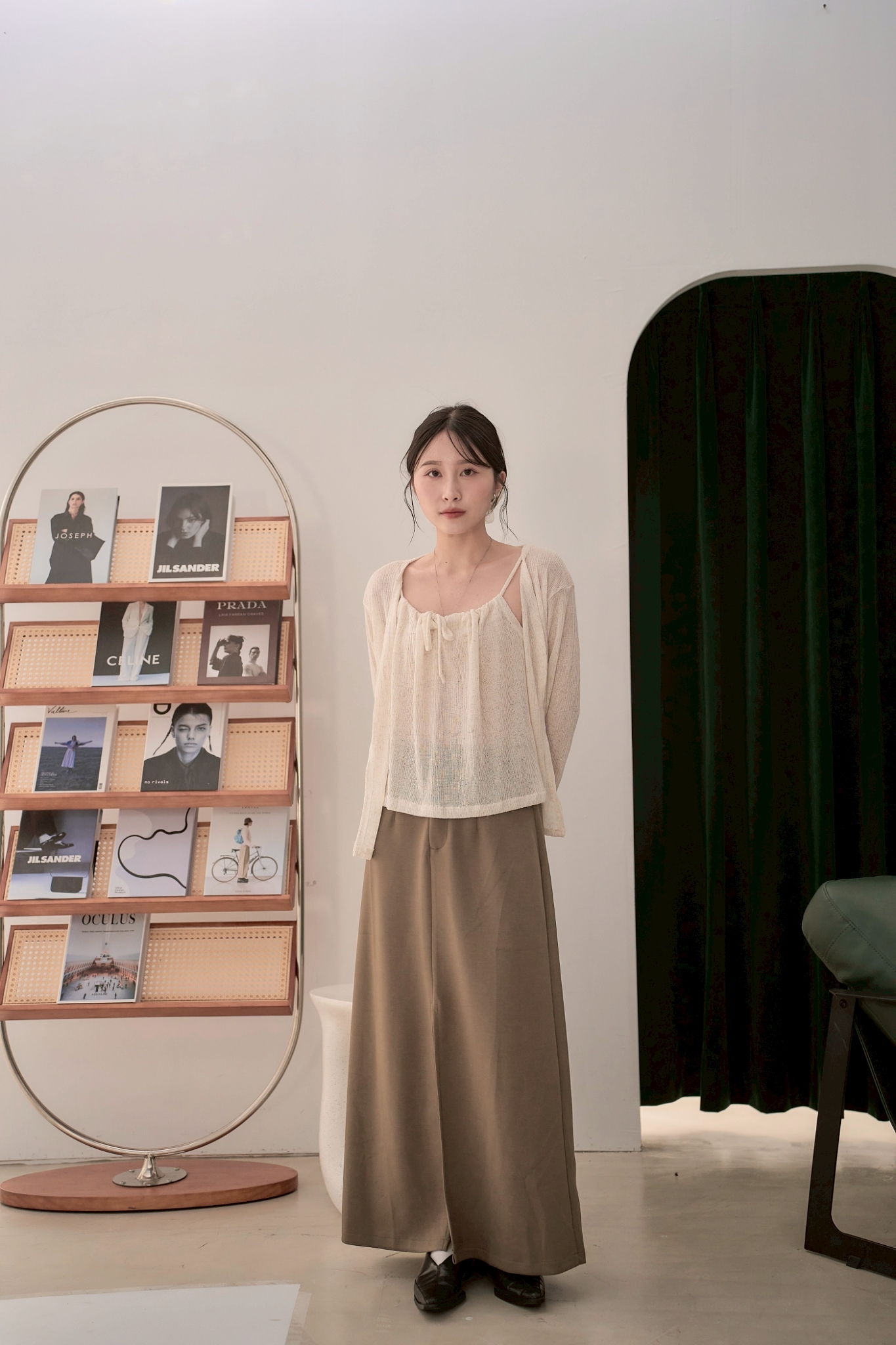 LINE_ALBUM_2505vol.2-p2_250519_128
