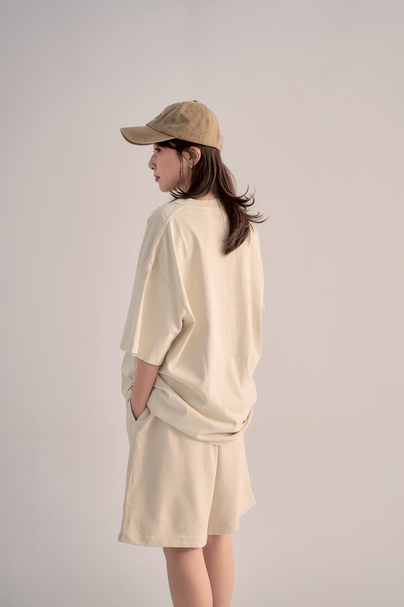 LINE_ALBUM_2505vol.2-p2_250519_69