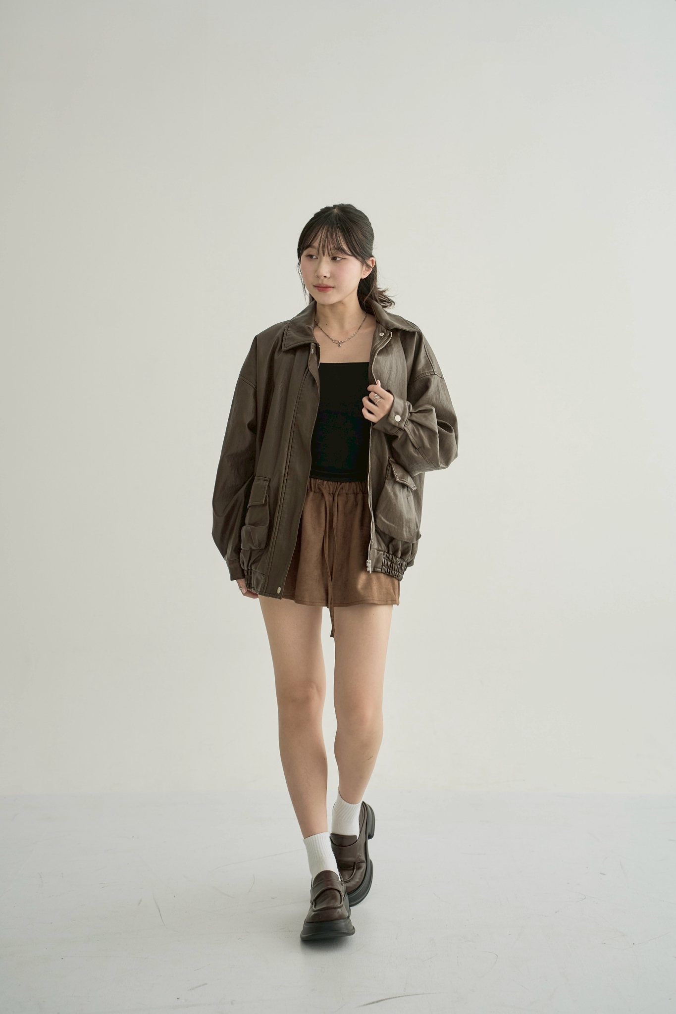 LINE_ALBUM_10-1_251013_35