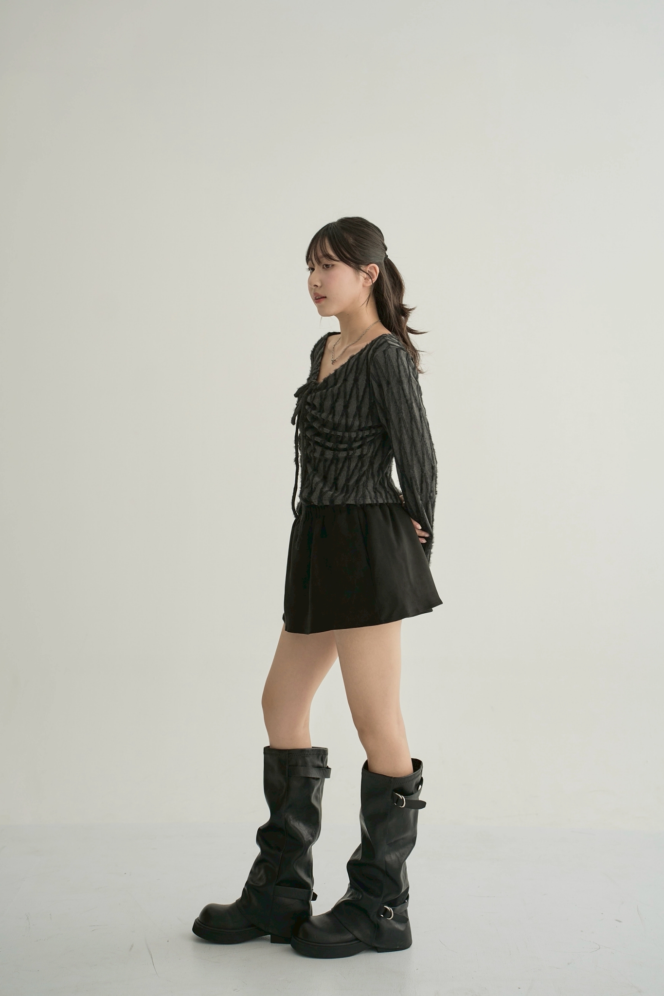 LINE_ALBUM_10-1_251013_51