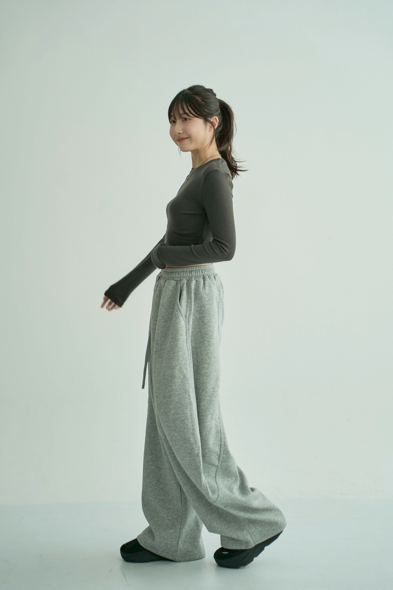 LINE_ALBUM_10-2_251013_96