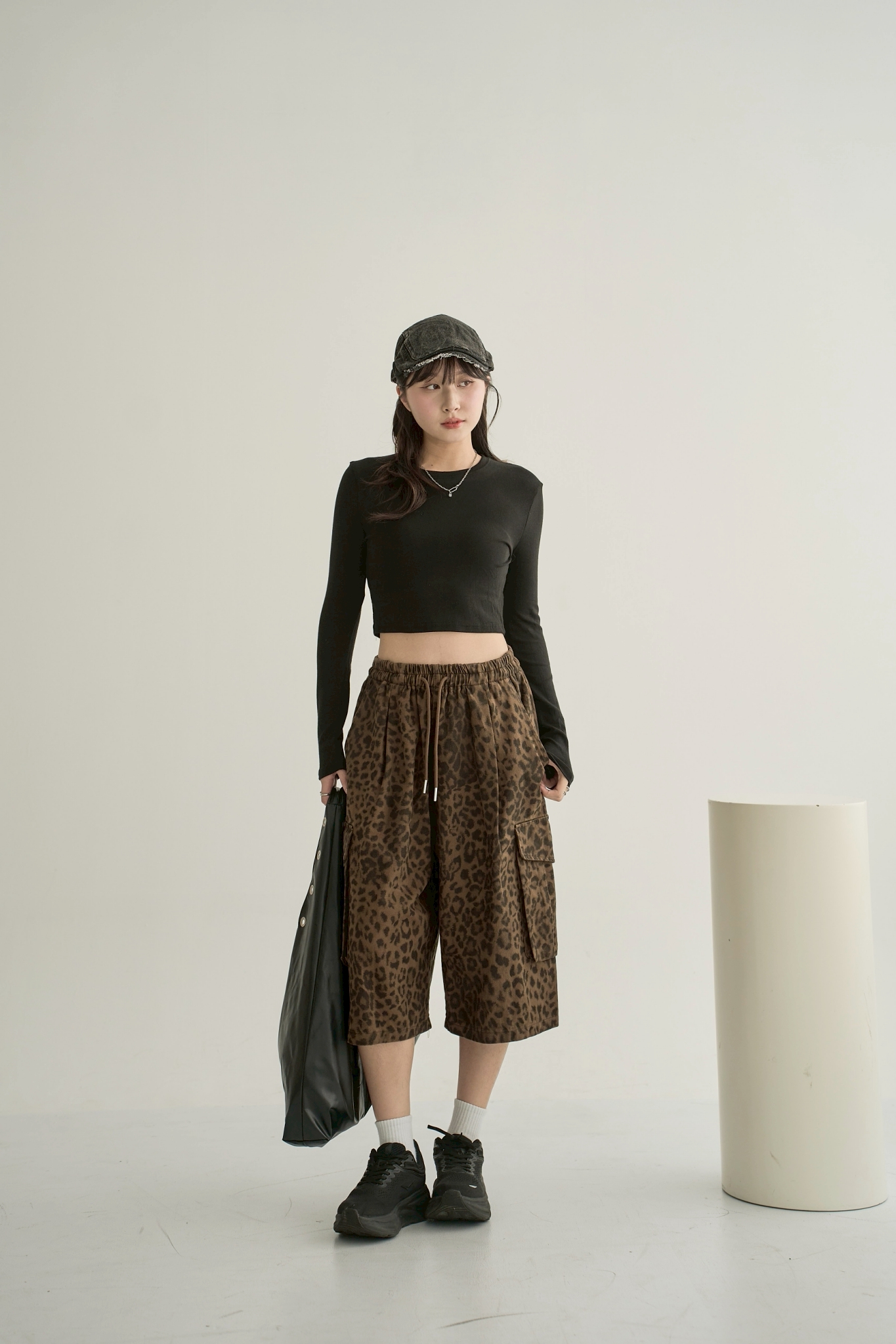 LINE_ALBUM_10-1_251013_156