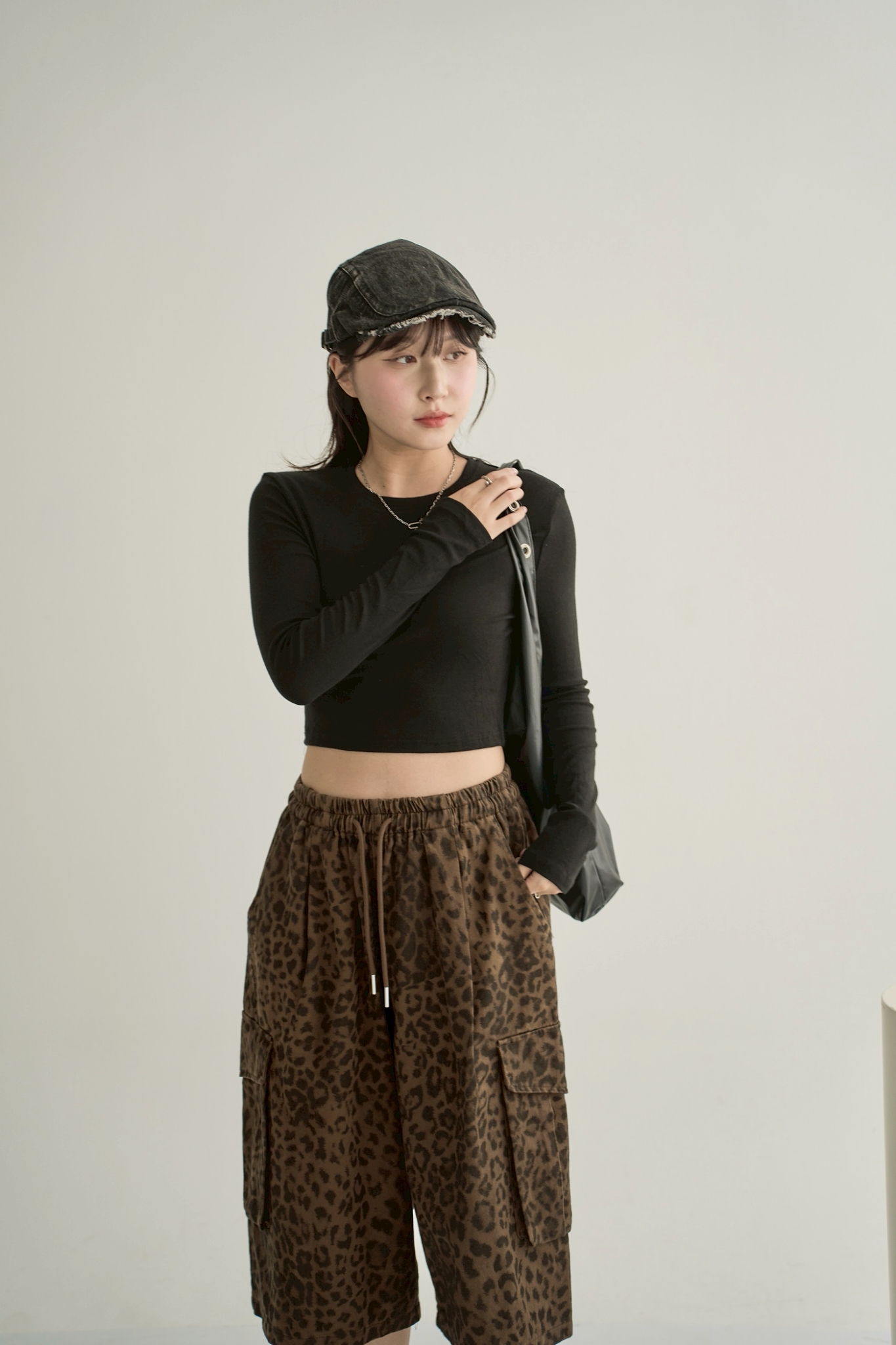 LINE_ALBUM_10-1_251013_149