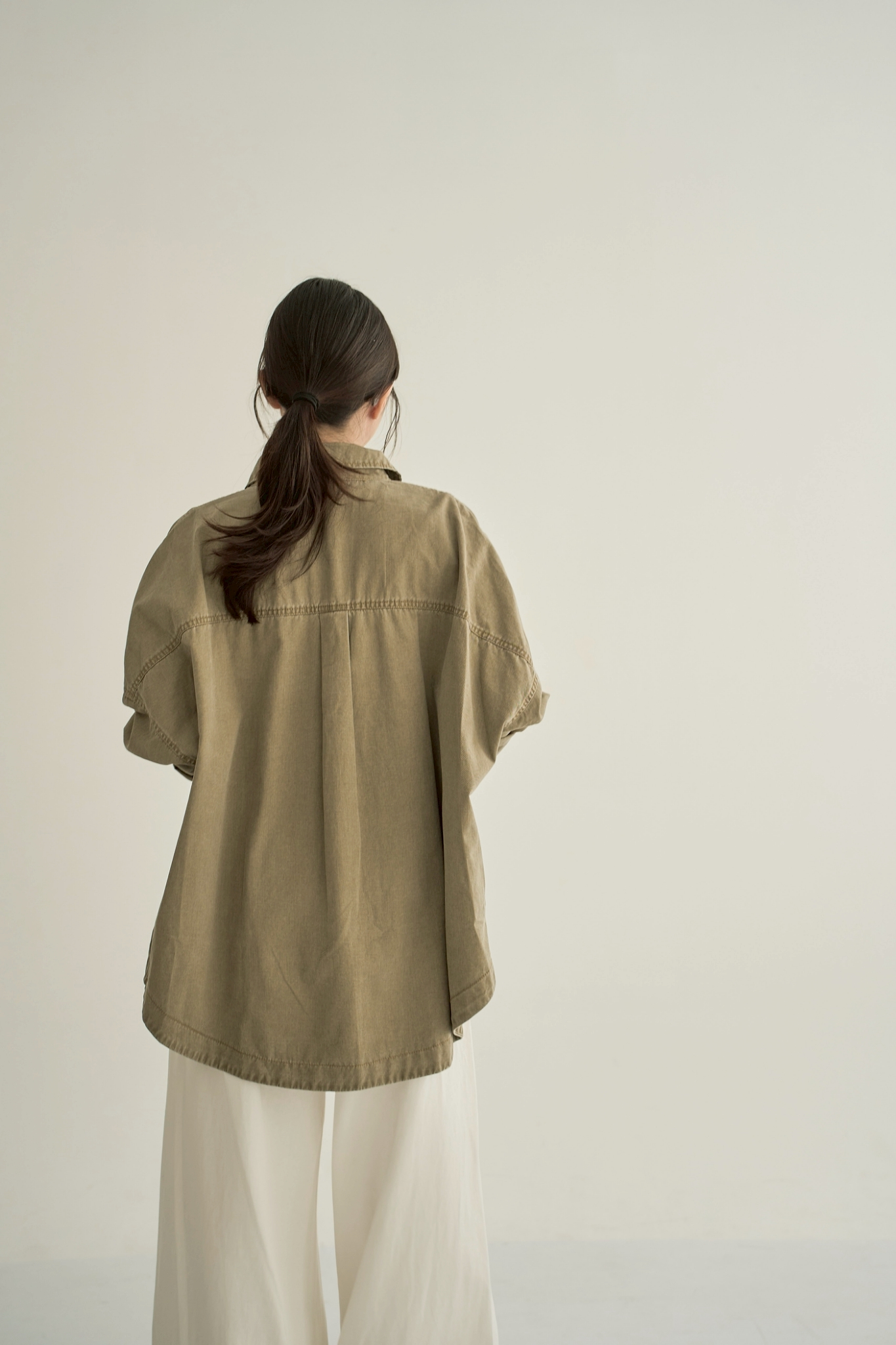 LINE_ALBUM_10-2_251013_246