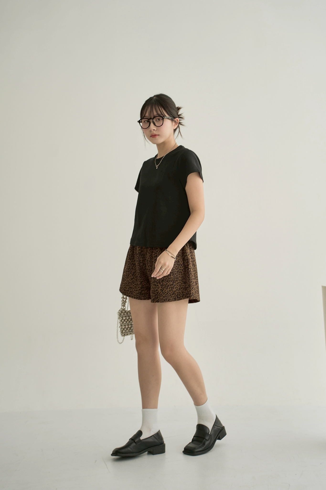 LINE_ALBUM_10-1_251013_106