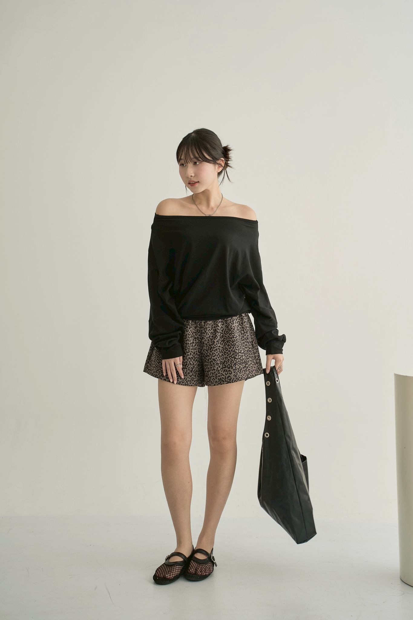 LINE_ALBUM_10-1_251013_95