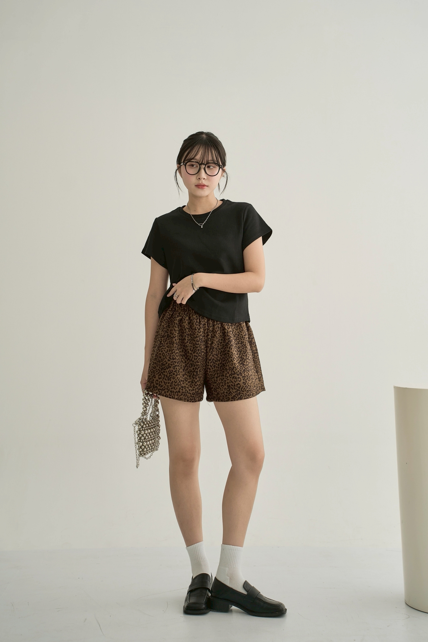 LINE_ALBUM_10-1_251013_109