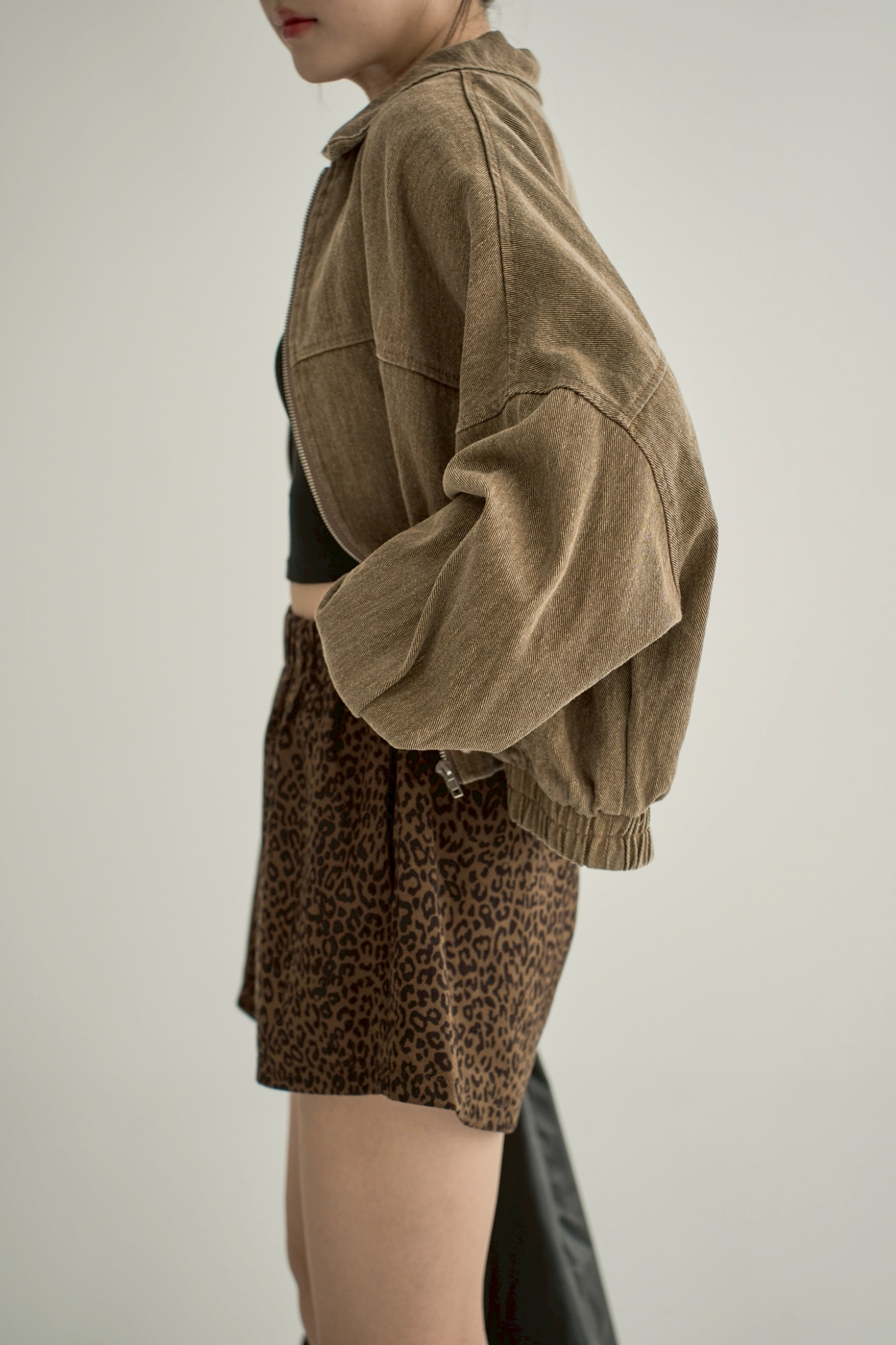 LINE_ALBUM_10-1_251013_115