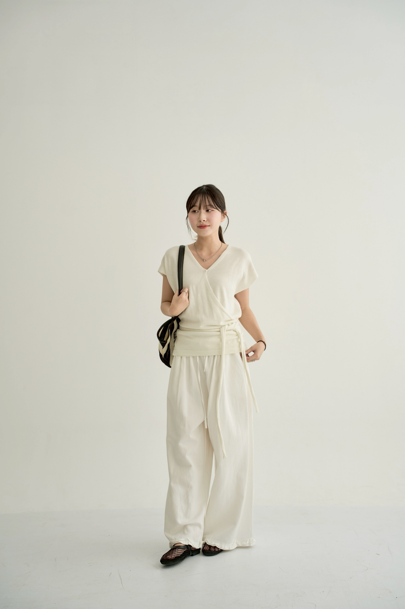 LINE_ALBUM_10-2_251013_282