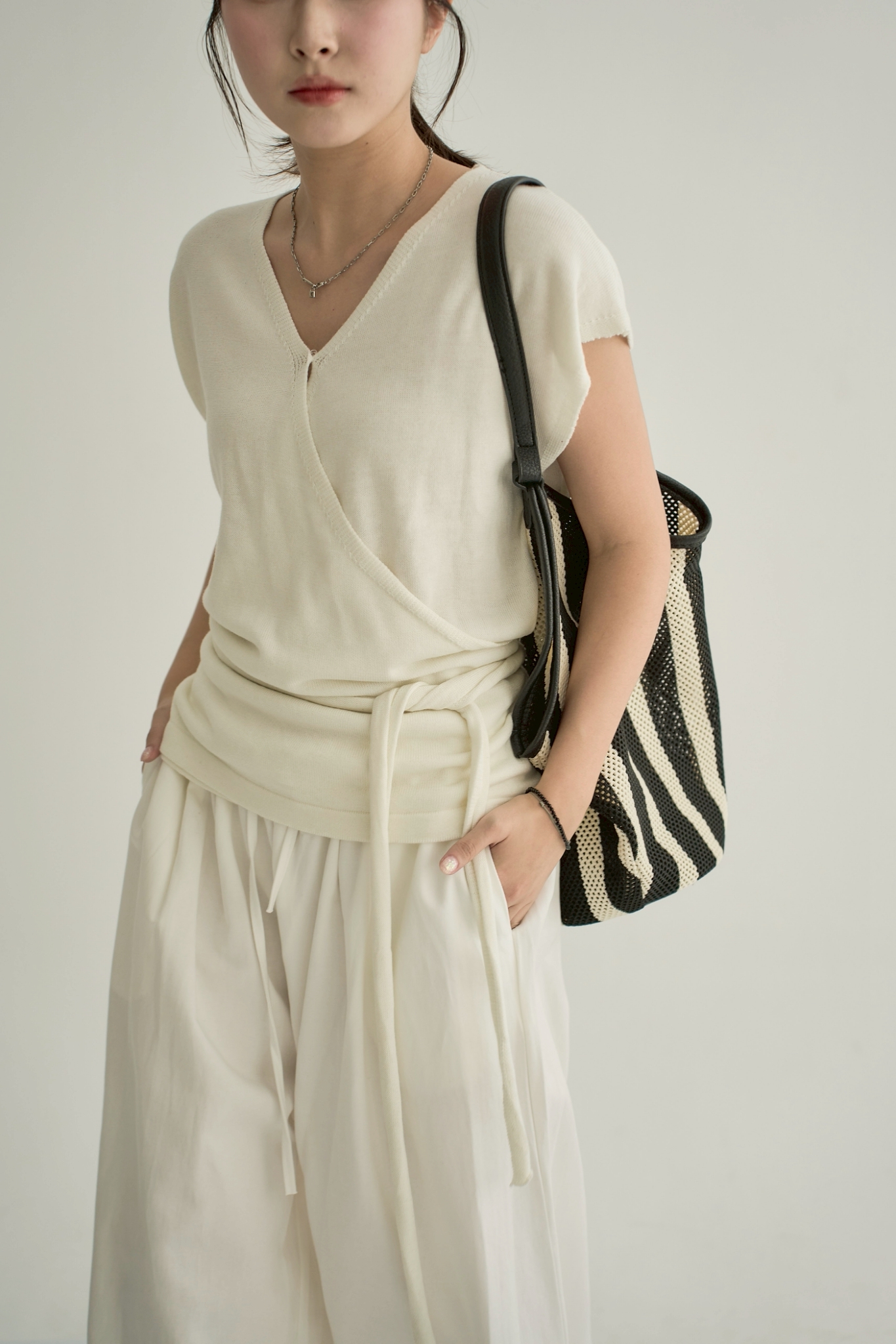 LINE_ALBUM_10-2_251013_276