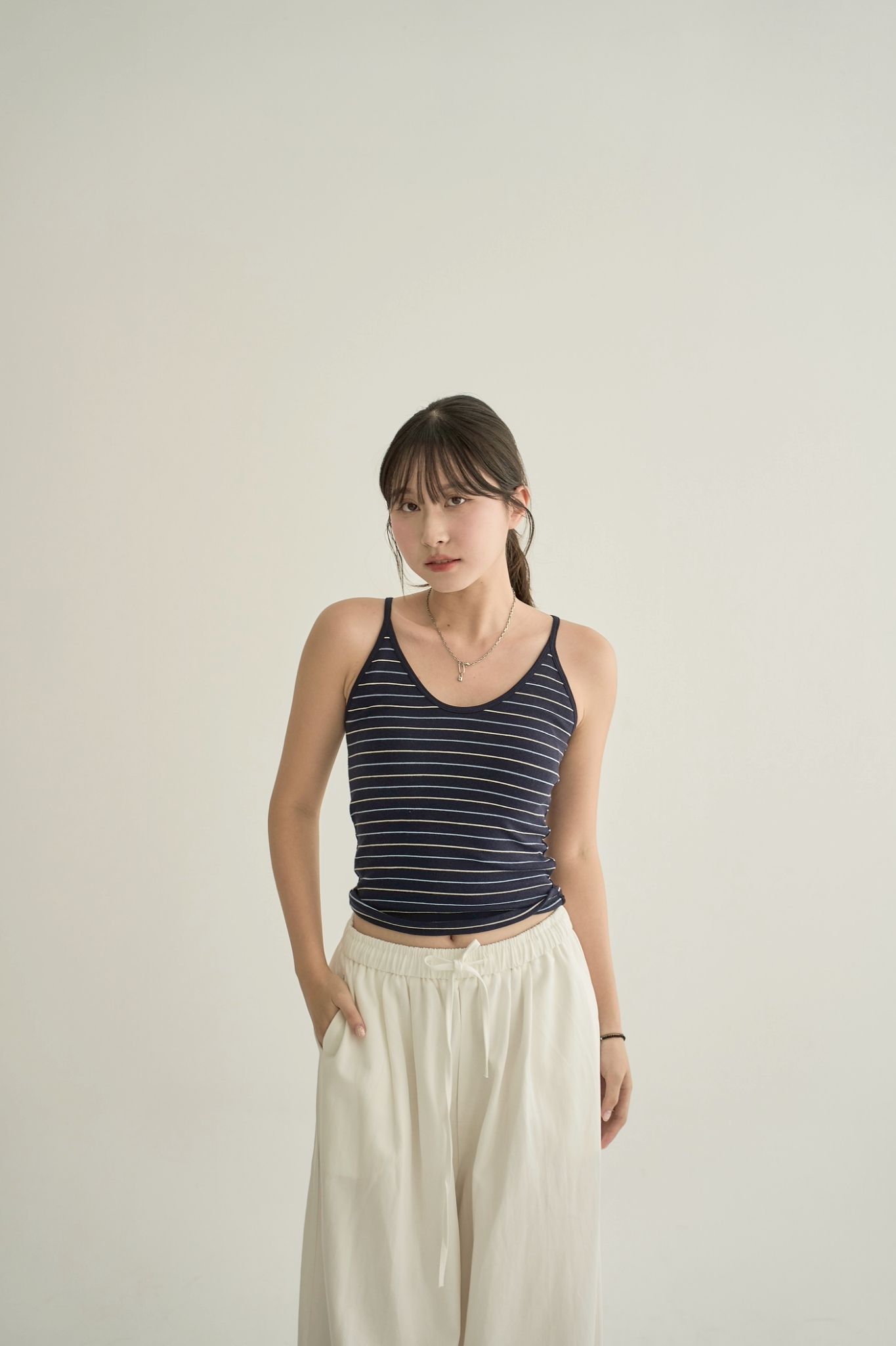 LINE_ALBUM_10-2_251013_255