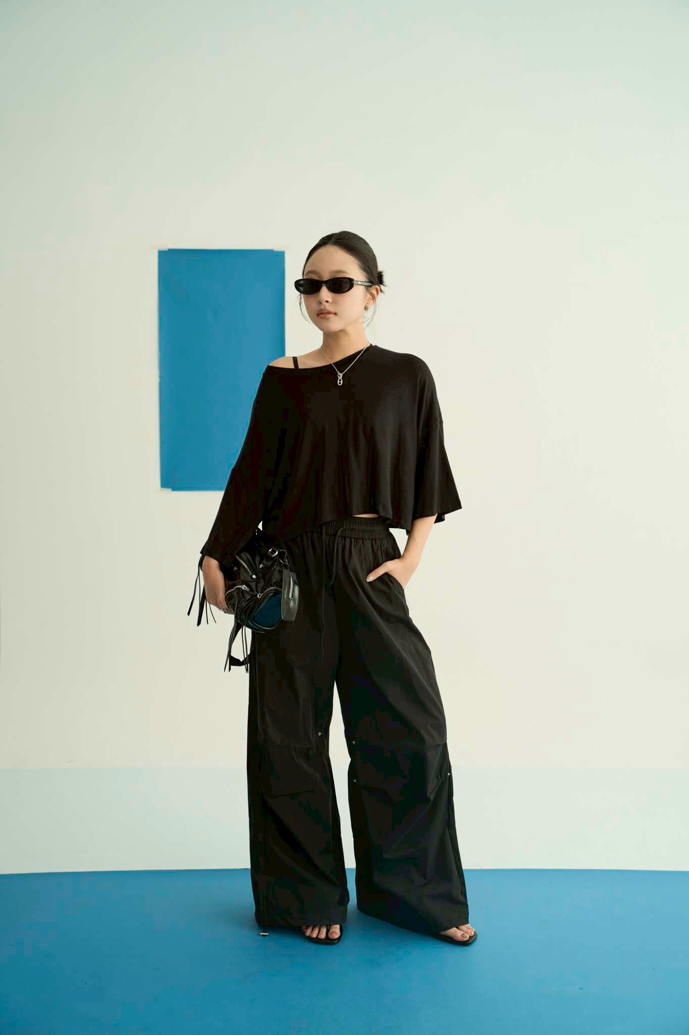 LINE_ALBUM_6th-p3_260717_151