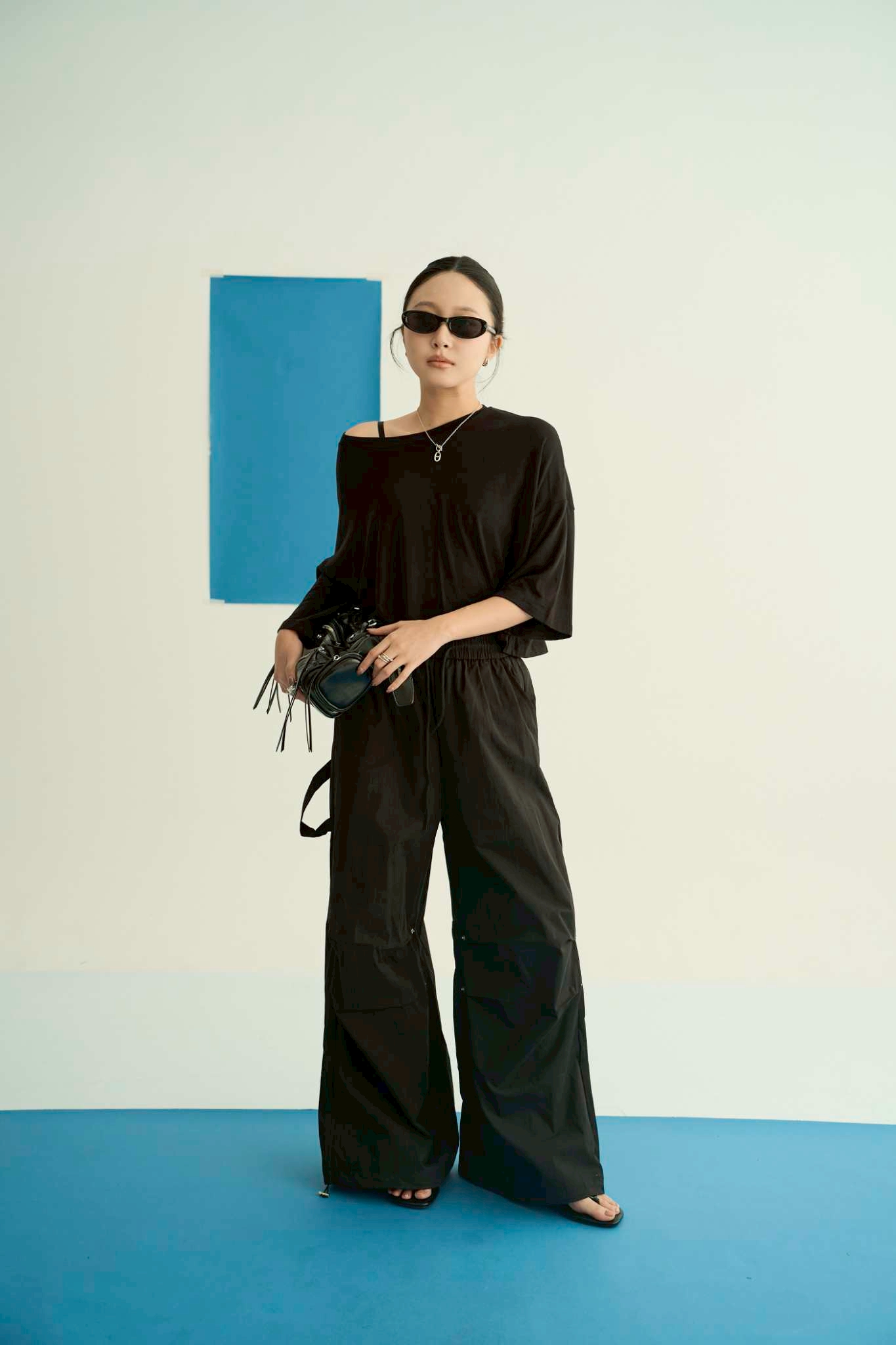 LINE_ALBUM_6th-p3_260717_152