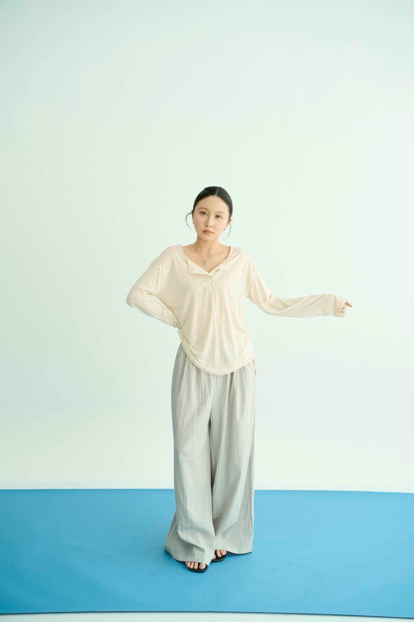 LINE_ALBUM_6th-p3_260717_63