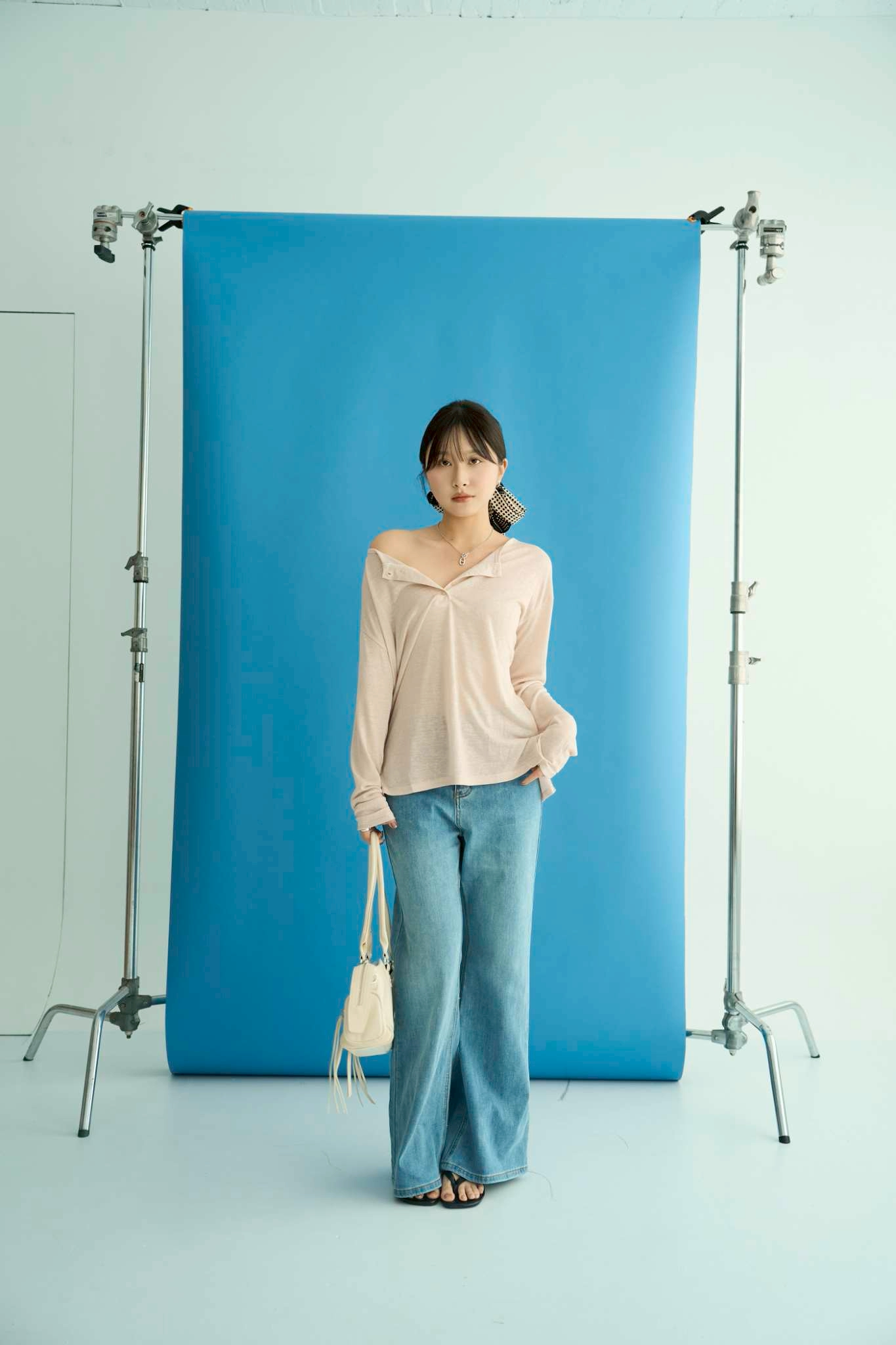 LINE_ALBUM_6th-p2_260717_2
