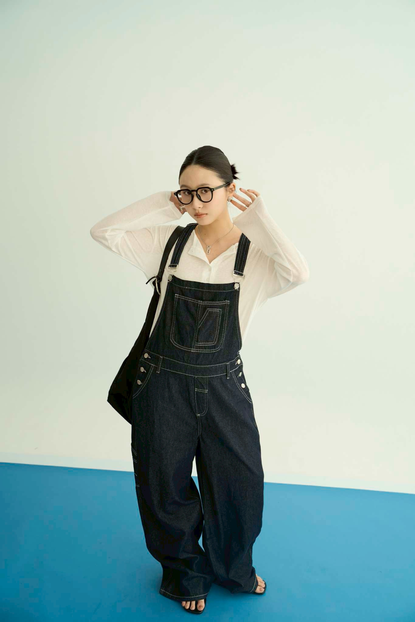 LINE_ALBUM_6th-p2_260717_205