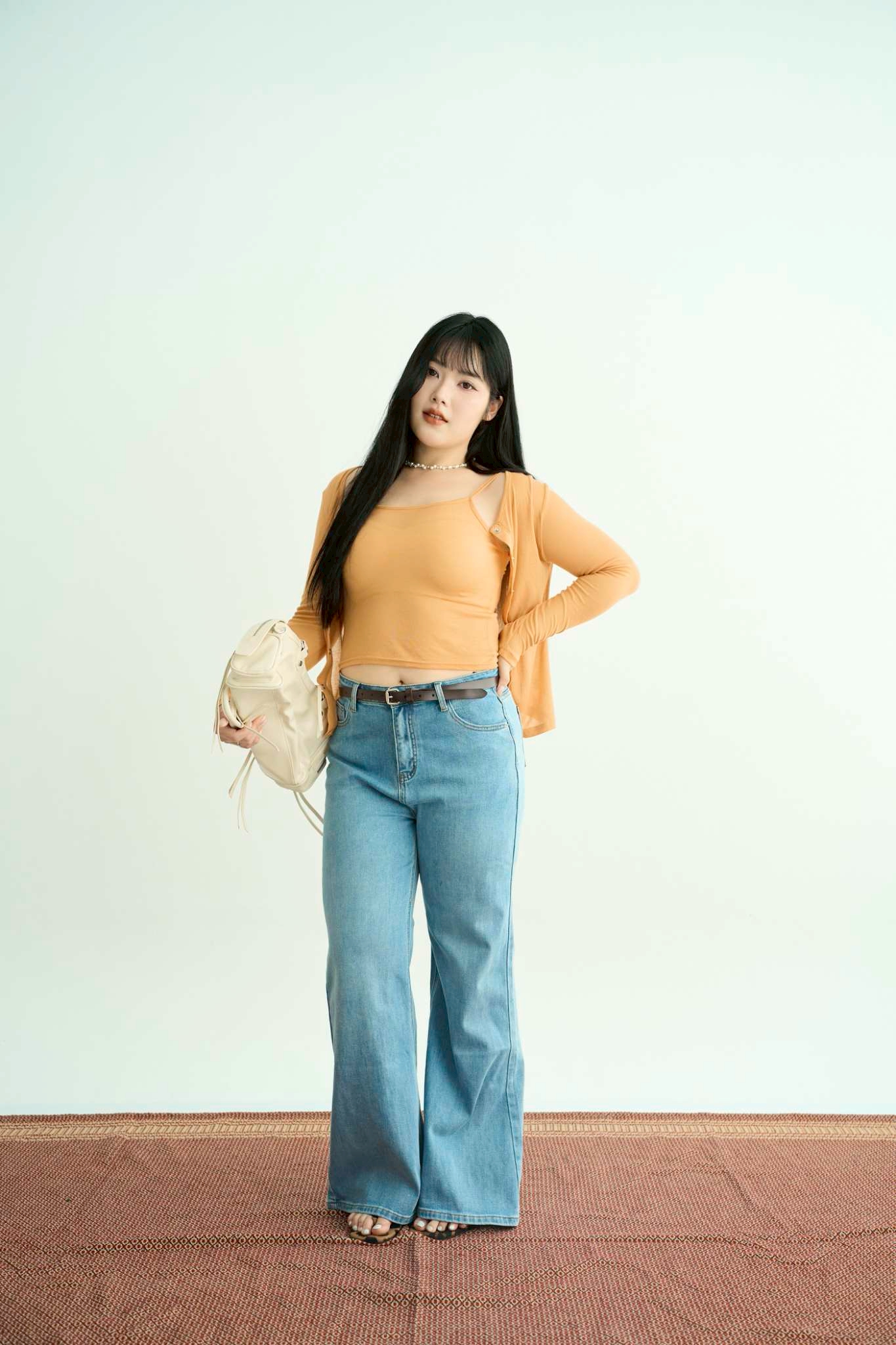 LINE_ALBUM_6th-p1_260717_205