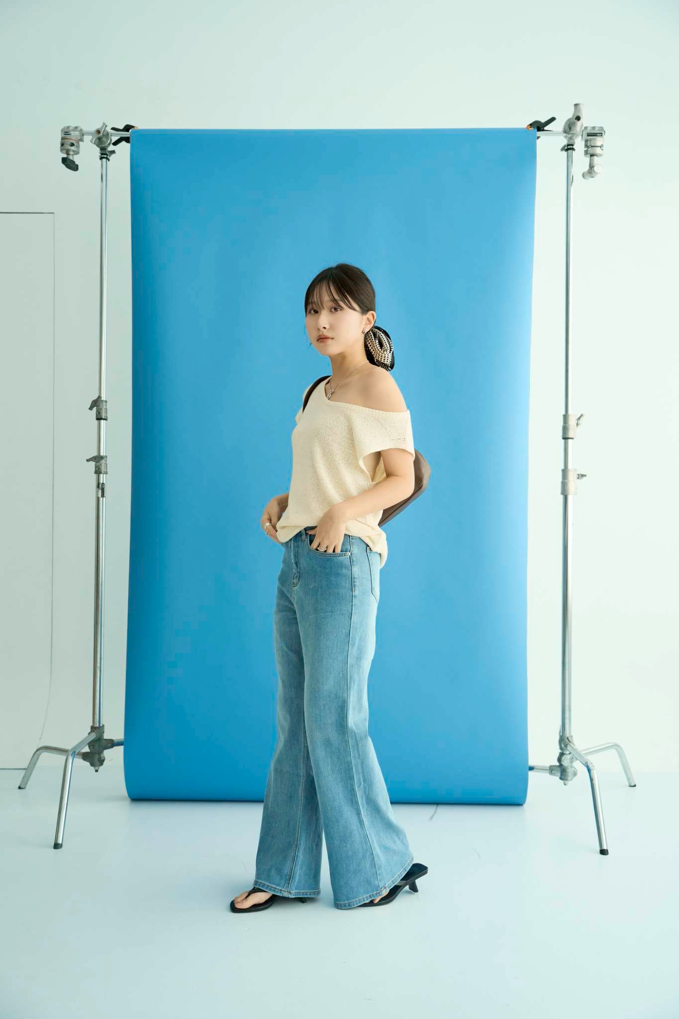 LINE_ALBUM_6th-p1_260717_232