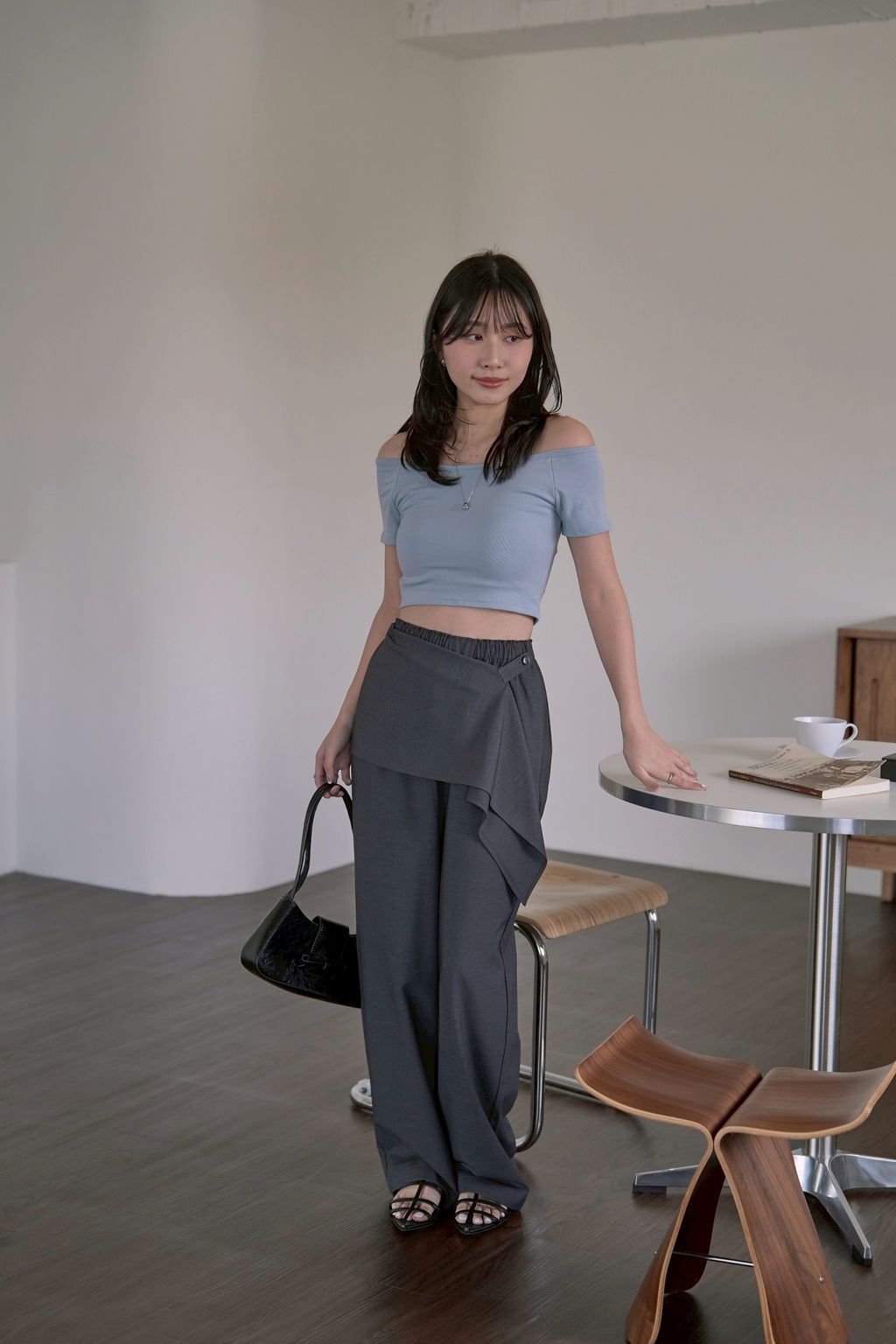 LINE_ALBUM_240423-p1_250421_254