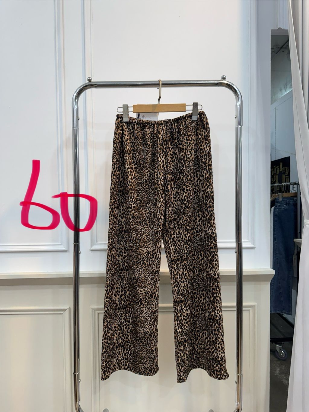 LINE_ALBUM_202593直播+1_250903_6