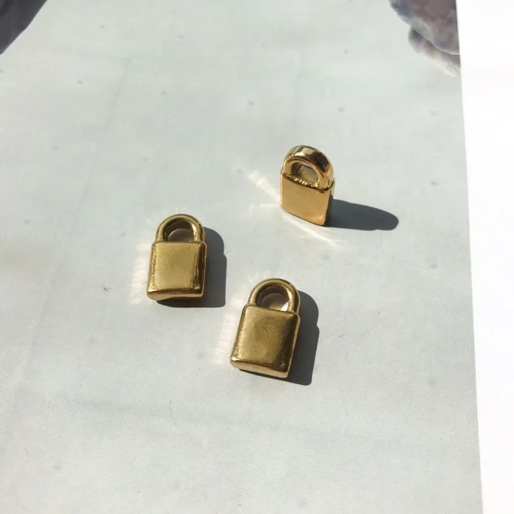 Stainless steel Lock key pendant - Gold